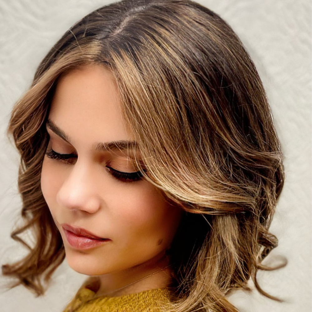 Women’s Haircut & Styling